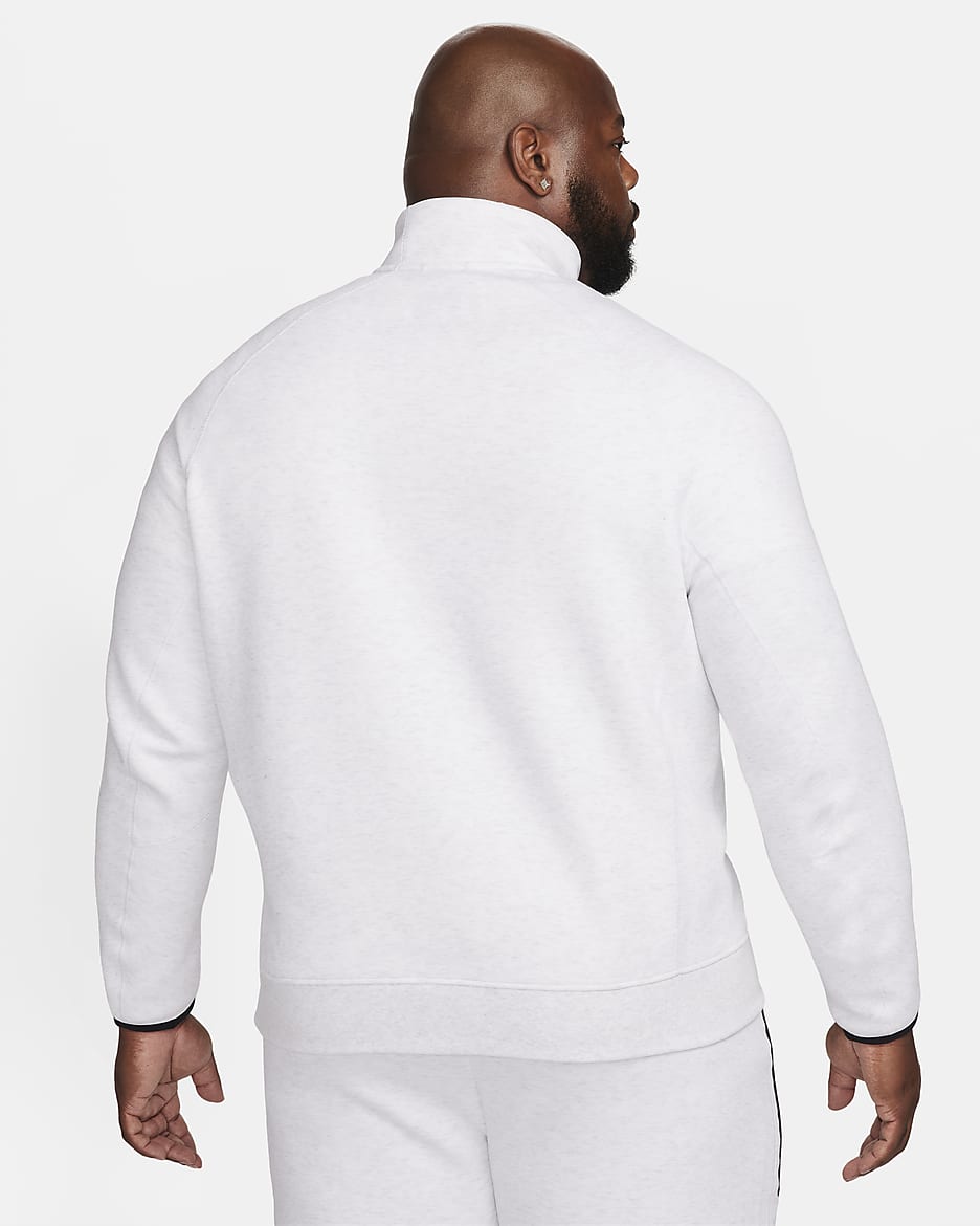 Top NIKE SPORTSWEAR TECH FLEECE MEN’S 1/2- ZIP TOP